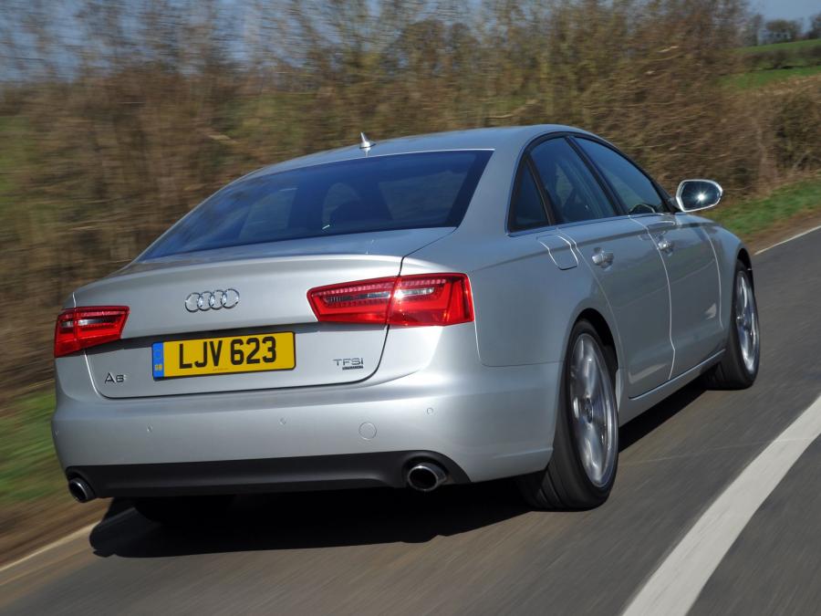  Audi A6 3.0T Quattro Sedan (4G, C7) 2011 года  (UK) (фото 3 из 11)